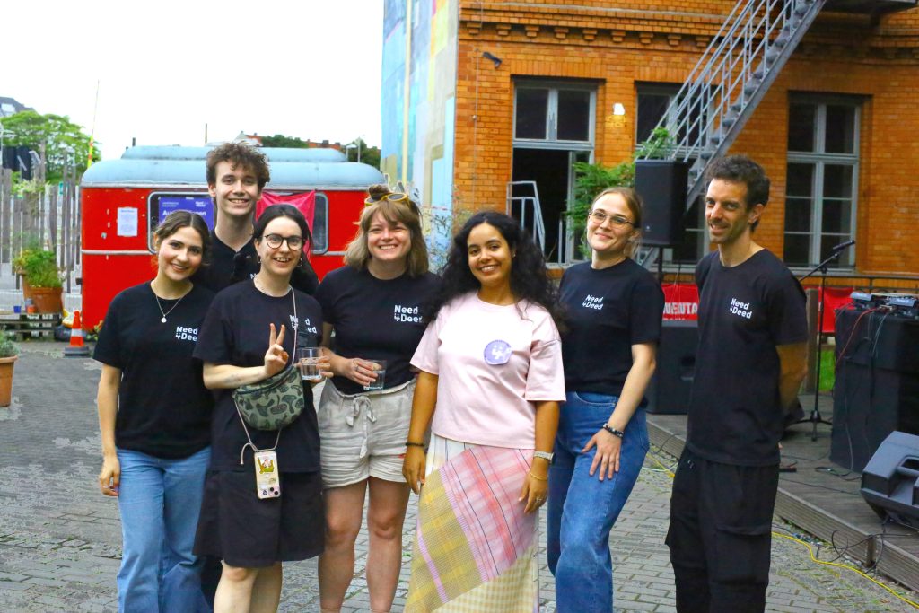 Bild des Teams von Need4Deed auf dem Sommerfest